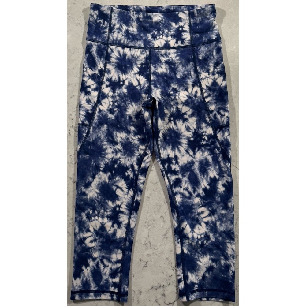 GapFit Blackout Technology‎ Capri Leggings Womens Medium Blue White Tie Dye